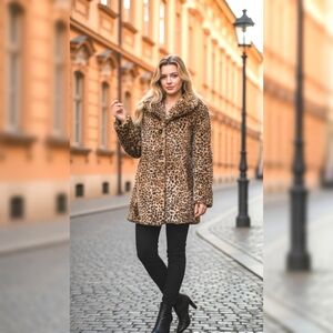 Faux Fur Leopard Black Coat Jacket Size Medium